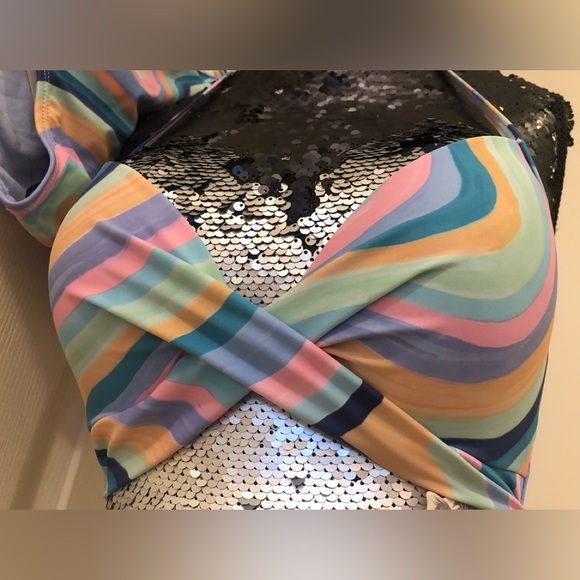 Multicoloured High Waisted Bikini with Crisscross Front Halter Push-up Top - Picture 3 of 7